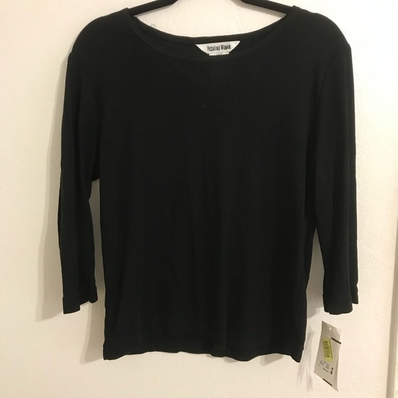 Ladies top - Picture 1 of 1